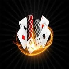 Pengguna menikmati fitur taruhan olahraga dan kasino melalui aplikasi pools303